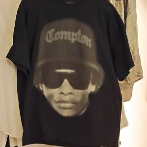 Homme +Femme T-shirt Hip hop Style Artist Shirt Easy E